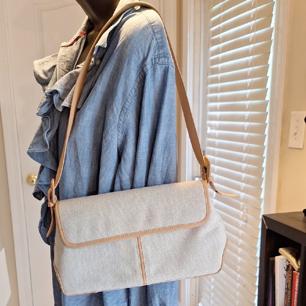 Elegant Cream Leather Trim Shoulder Bag